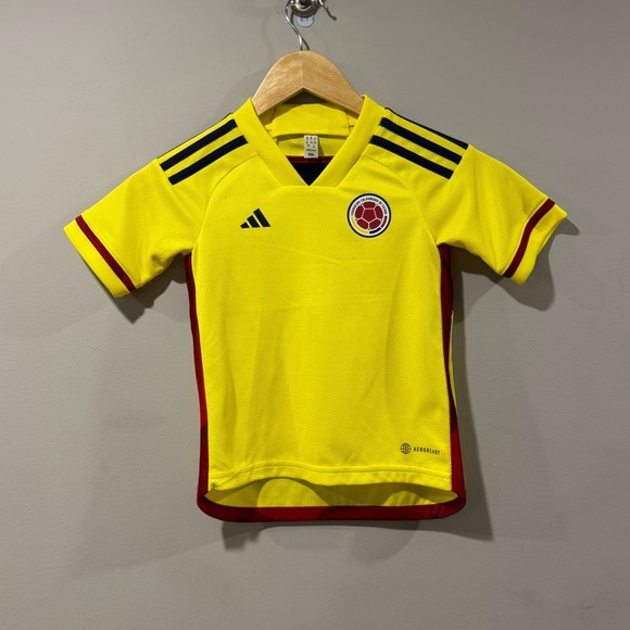 World Cup Colombia Home National Football Soccer Jersey - Picture 1 of 7